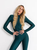 KÖRPER LOUISA SCHWARZ